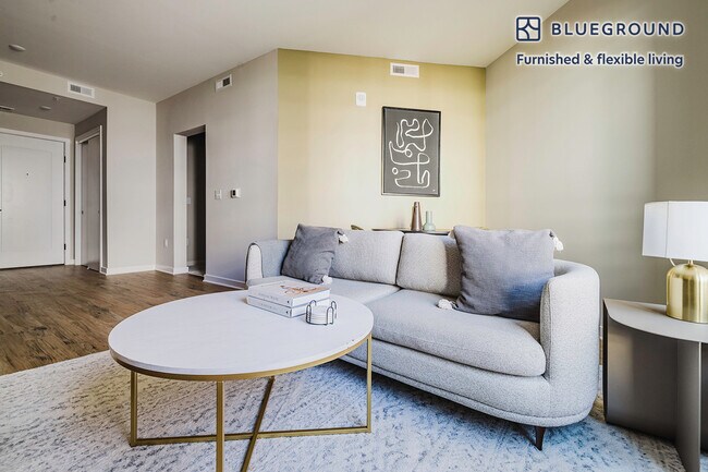 Photo - 624 N Glebe Rd Unidad FL4-ID964