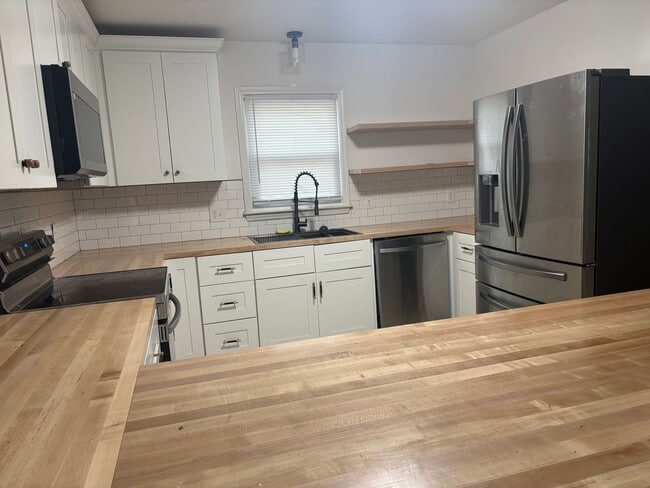 Photo - 3 Bedroom, 2 Bath home, Colington Harbor, $2600/mo, Pet Friendly