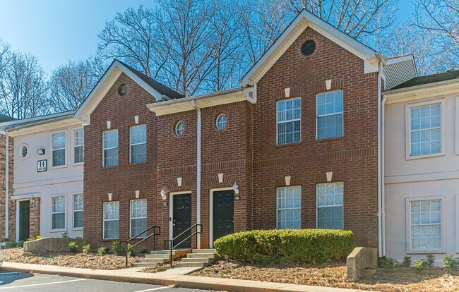 Building Photo - Groves of Lawrenceville Rental