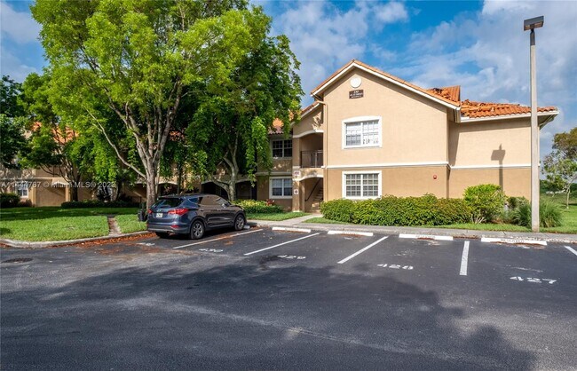 Photo - 230 SW 117th Ter Unit LIKE NEW CONDO