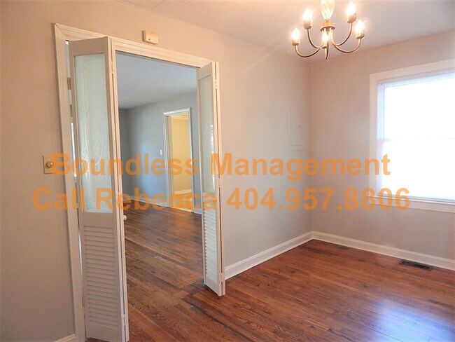 Photo - 2956 Akron St