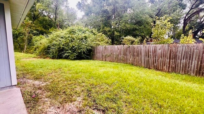 Building Photo - 6649 Osceola St