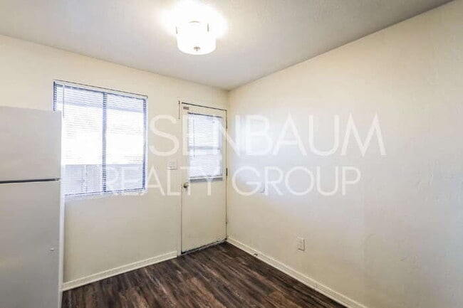 Photo - 455 W Kelso St Unidad APT 118