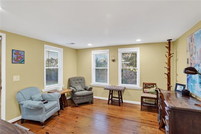 Photo - 3671 Bishop Dr