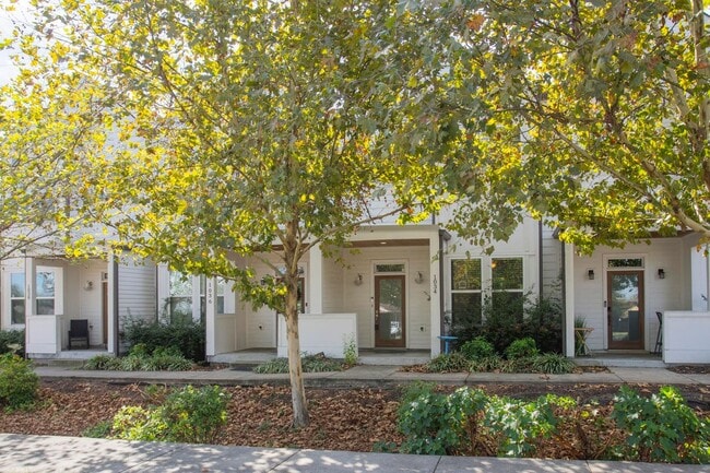 Photo - 1034 Maynor Ave