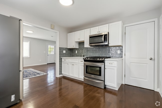 Building Photo - 771 Pearl Harbor St Rental