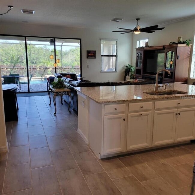 Photo - 17335 Blue Rdg Pl