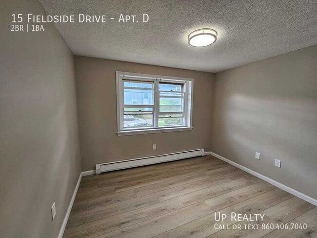 Photo - 15 Fieldside Dr Unidad Apt. D