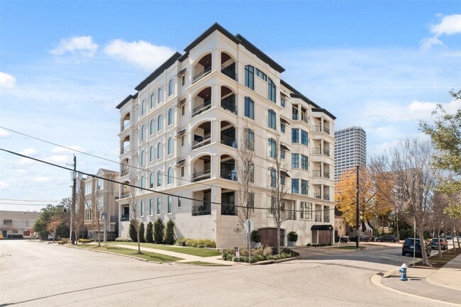 Photo - 2221 Welch St Unit 201