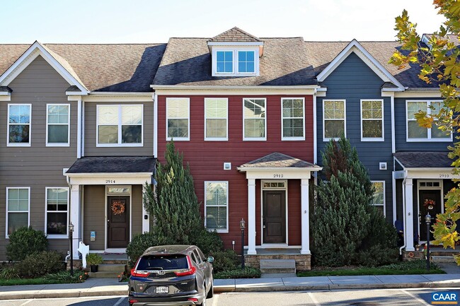 Building Photo - 2912 Templehof Ct