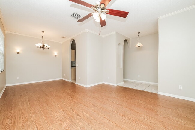 Photo - 1231 Loretto Cir