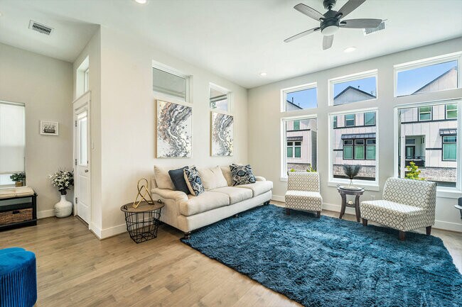 Photo - 5341 Donovan Gardens Ln