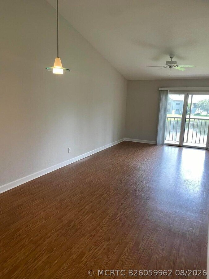 Photo - 3031 SE Aster Ln Unit 608