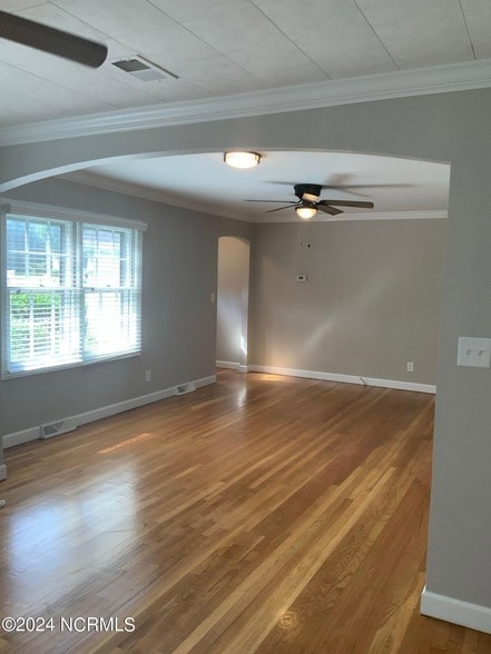 Photo - 1101 N Poplar St