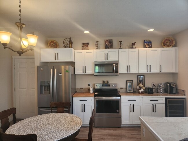 Photo - 1034 SE Hamilton Rd