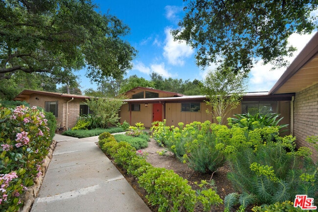 Building Photo - 918 Palomar Rd Rental