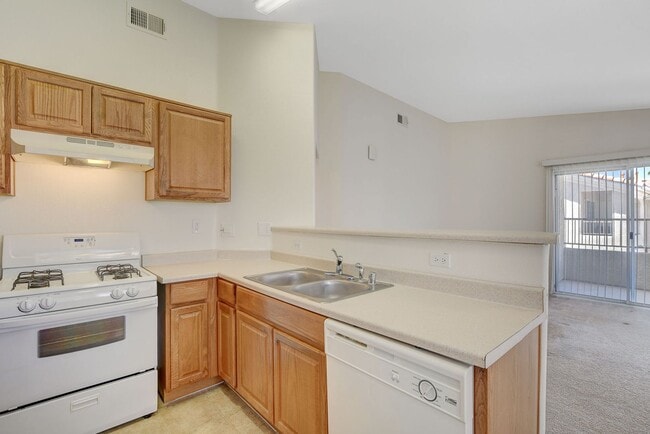 Photo - Adorable 2 Bedroom Condo