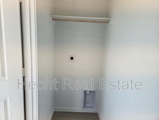 Photo - 1518 Tiptop Mdw