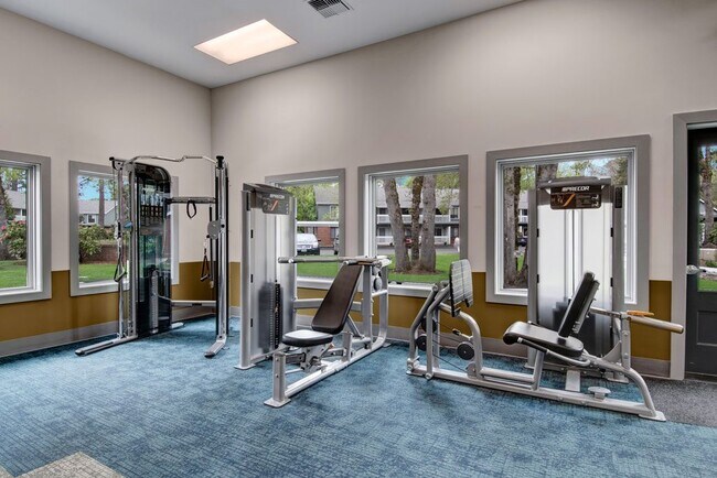 Arbor Creek Apartments