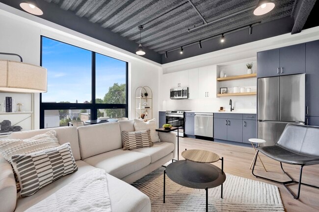 Building Photo - 1802 W Berenice Ave Rental