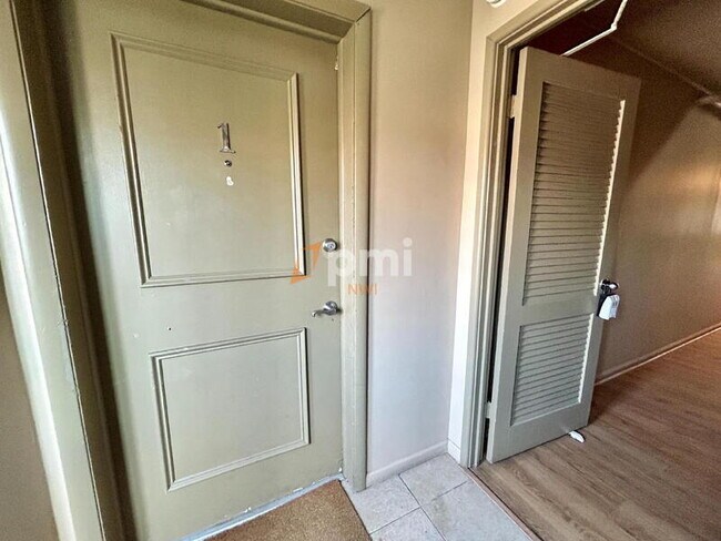 Photo - 111 Harrington Ave Unidad Apt 1