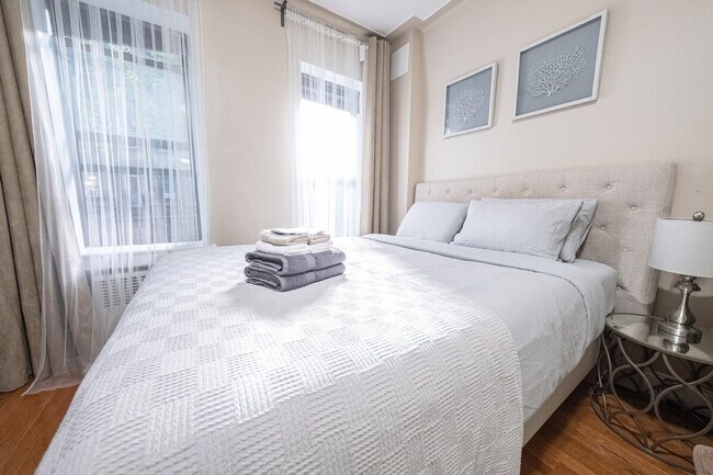 Photo - 328 E 74th St Unit SI ID1031983P