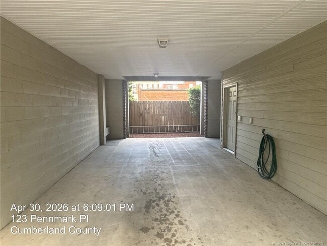 Photo - 123 Pennmark Pl