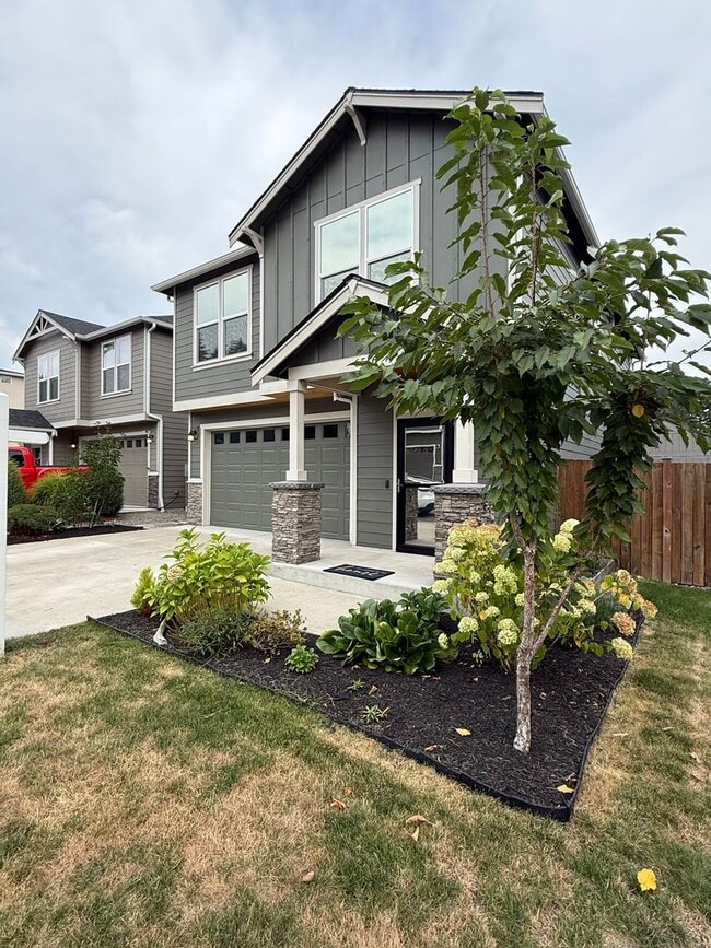 Photo - Home in Central Kitsap with Water/sewer/ga...