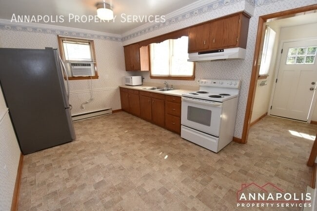 Photo - 3043 Riva Rd