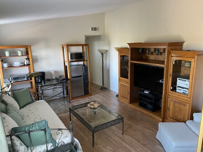 Photo - 3814 Corbin Ave