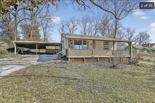 Photo - 3-Bedroom Home + Bonus Room in SE Springfield