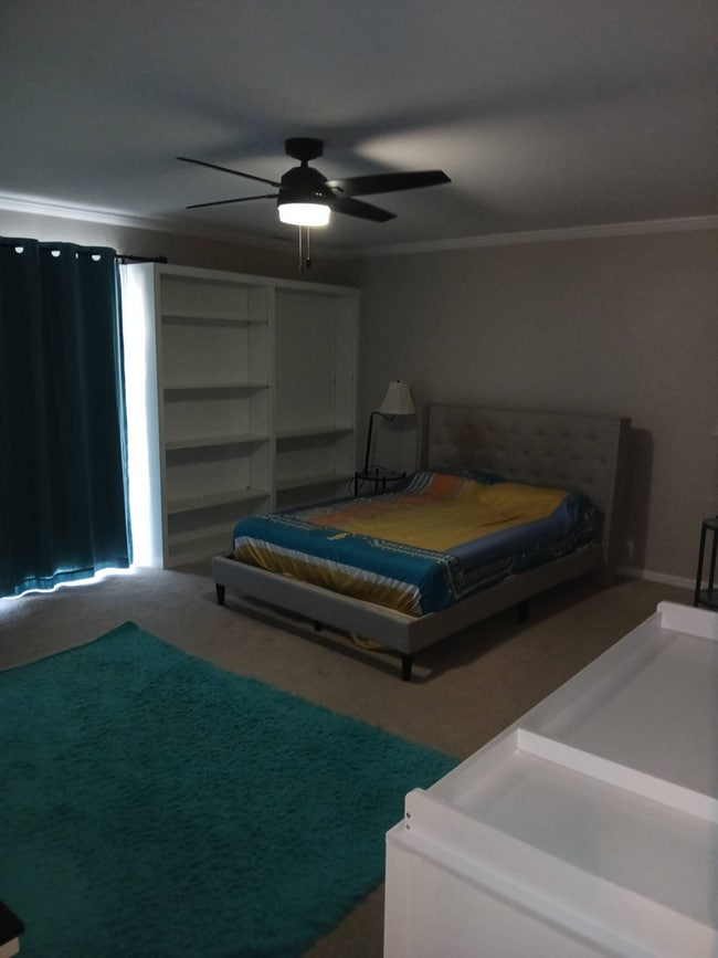 Photo - Spacious Furnished Condo Located in Sylvan... Unit Condo