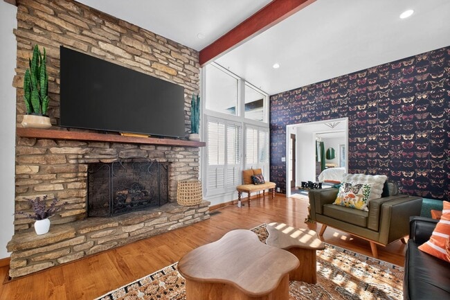 Photo - 5BR Retreat w/ Private Indoor Pool In Greensburg