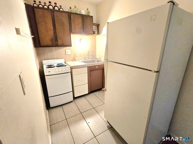 Photo - 148 Sisson St Unit C