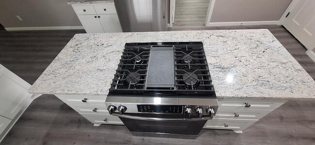 Photo - 5210 Polk St