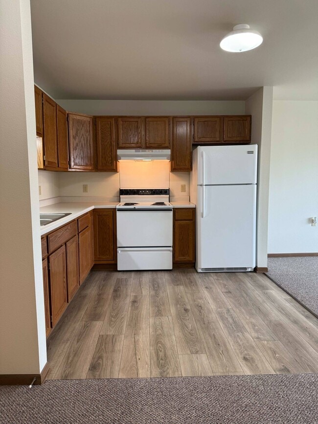 Building Photo - 840 Weinert Rd Unit 209