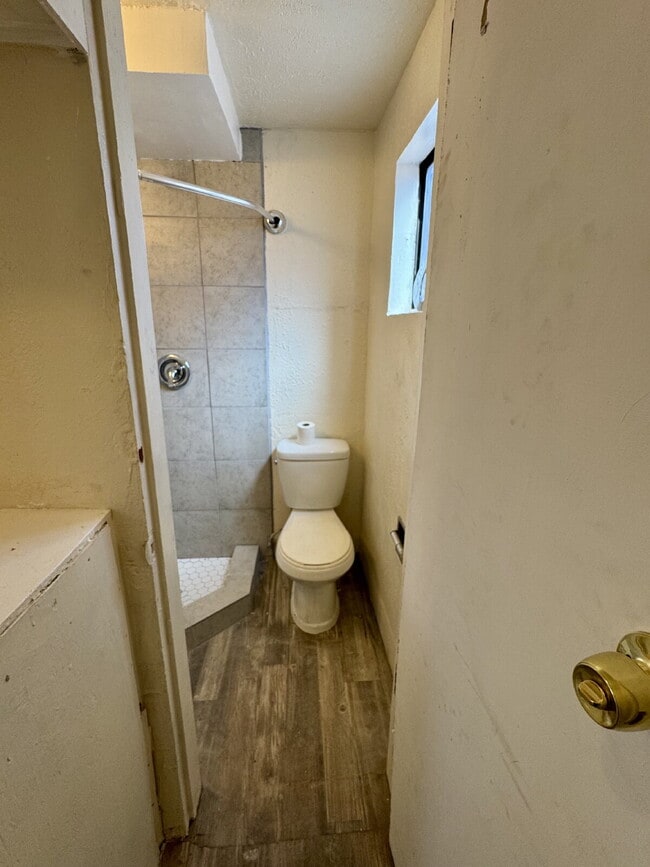 Photo - Cozy studio with a yard! $200 WalMart gift card if move in by Jan 1!