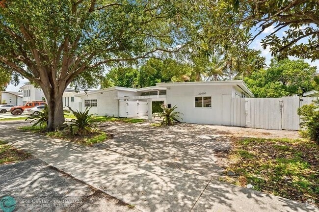 Building Photo - 20000 Highland Lakes Blvd Rental