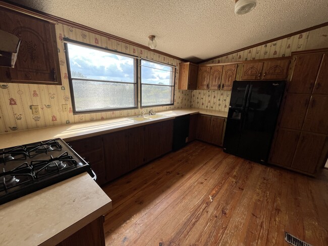 Photo - 2197 County Road 244