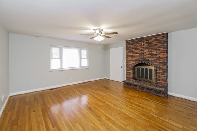Photo - 11391 Geneva Rd