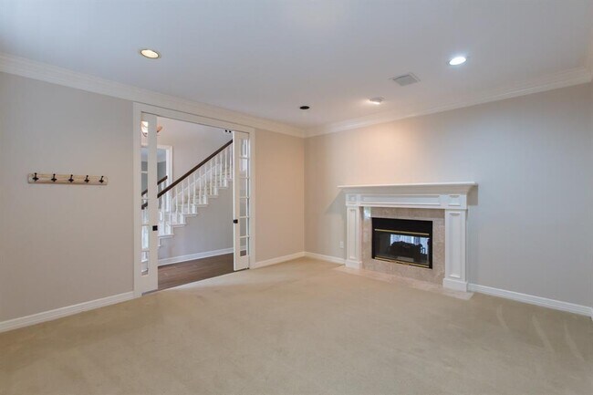 Photo - 78 Meadowridge Pl