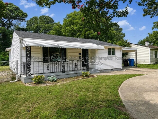 Photo - 711 Marcus St