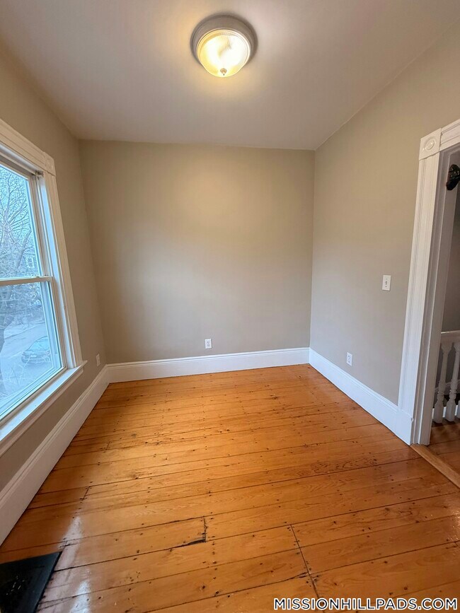 Photo - 75 Munroe St Unidad 2