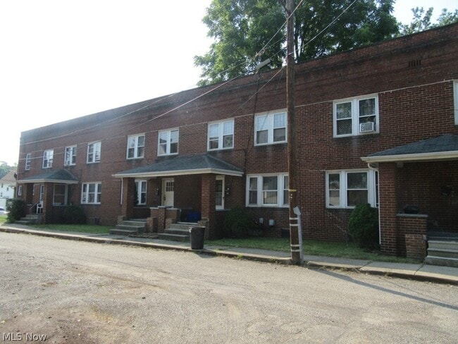 Photo - 525 Smith Ave NW Unit 2308 Crown