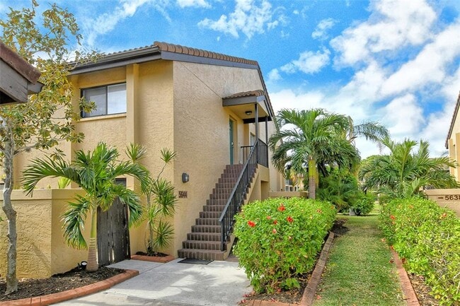 Photo - 5644 Ashton Lake Dr Unit 5644