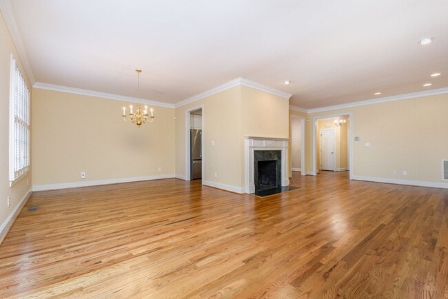 Photo - Spacious Townhome in the Heart of Raleigh,...