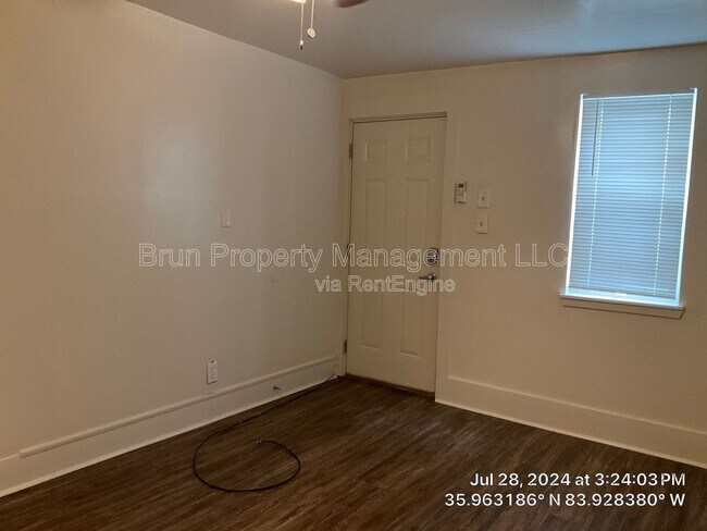 Photo - 203 12th St Unidad 3