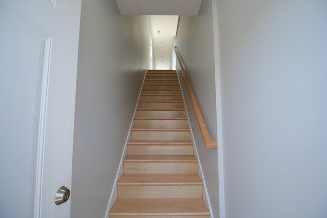 Photo - 836 N Parkside Ave Unidad 2