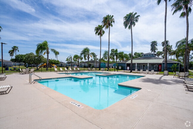 Piscina Valley Islands Palms