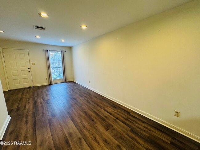 Photo - 2419 Robley Dr